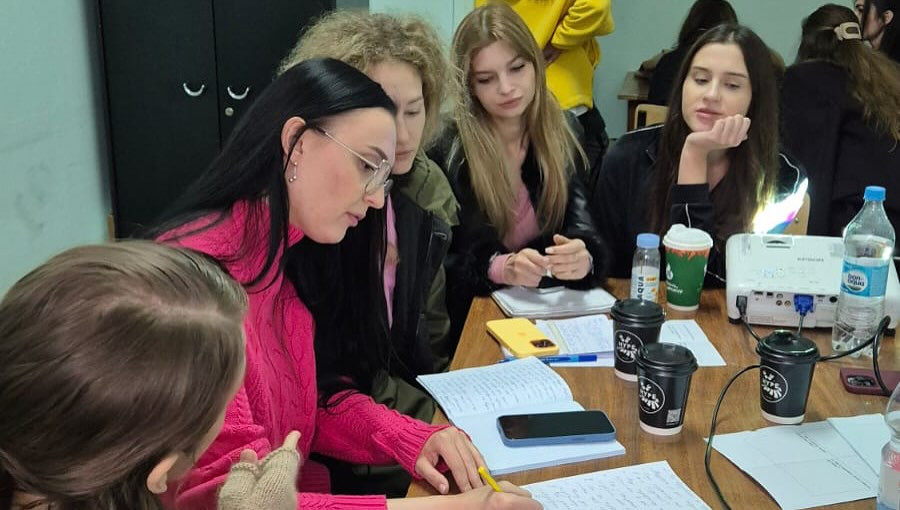 Майбутні психологи продовжують навчання, щоб ще ефективніше підтримувати наших захисників! 